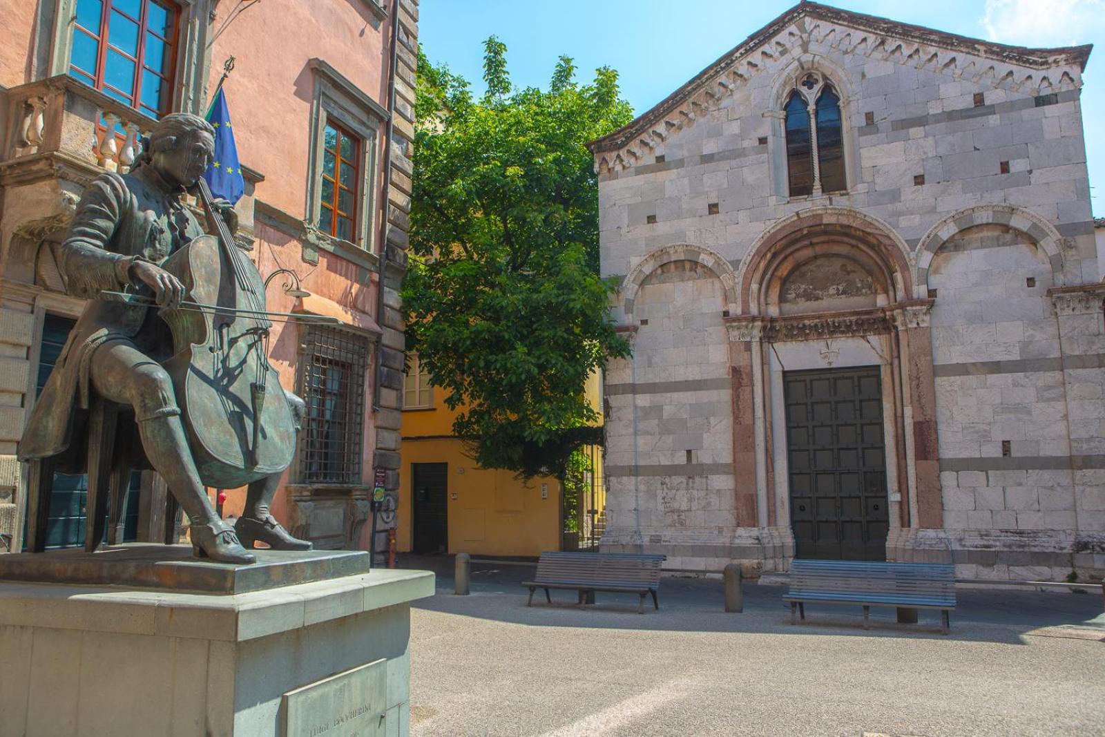 Alimenta Open Space City Center Lucca Exterior foto